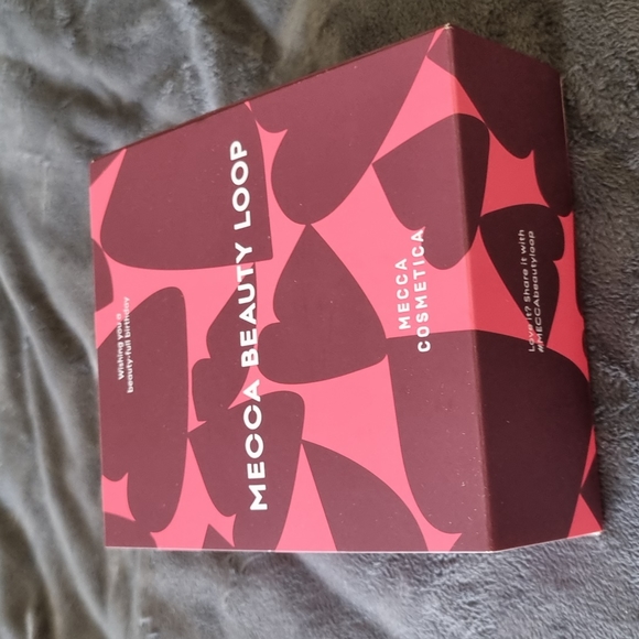 Mecca cosmetics face oil and serum - Picture 3 of 3